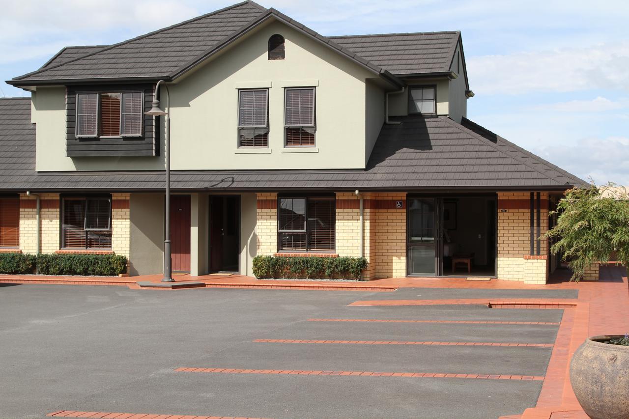 Quantum Lodge Motor Inn Hamilton Esterno foto